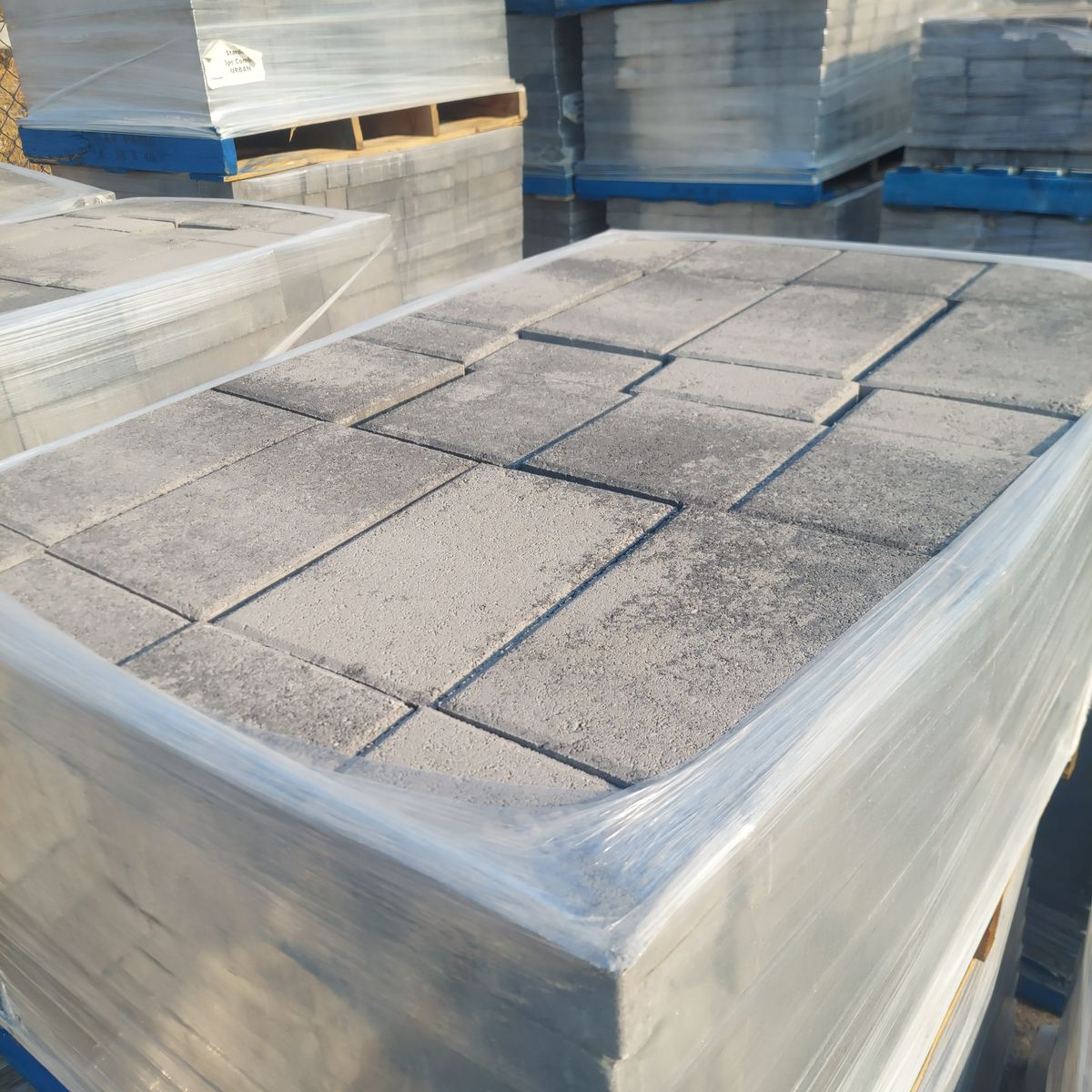 STARDUST ENCORE PAVERS (8x12,8x8,4x8)