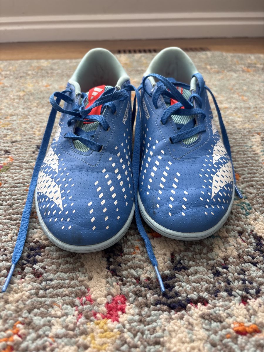 Adidas Predator Indoor Soccer Cleats. Size 5 1/2