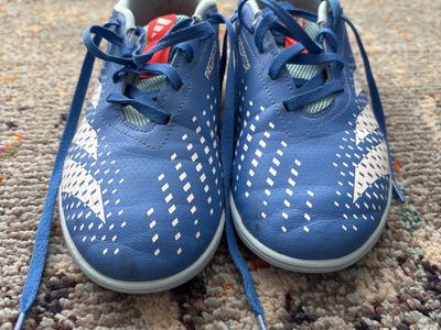 Adidas Predator Indoor Soccer Cleats. Size 5 1/2