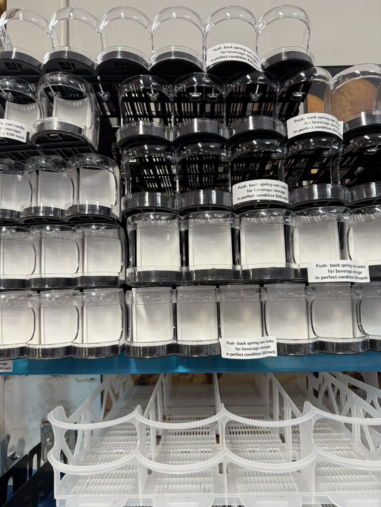 Push Back  Spring Can Racks For Beverage Storage great to use in glass door merchandiser