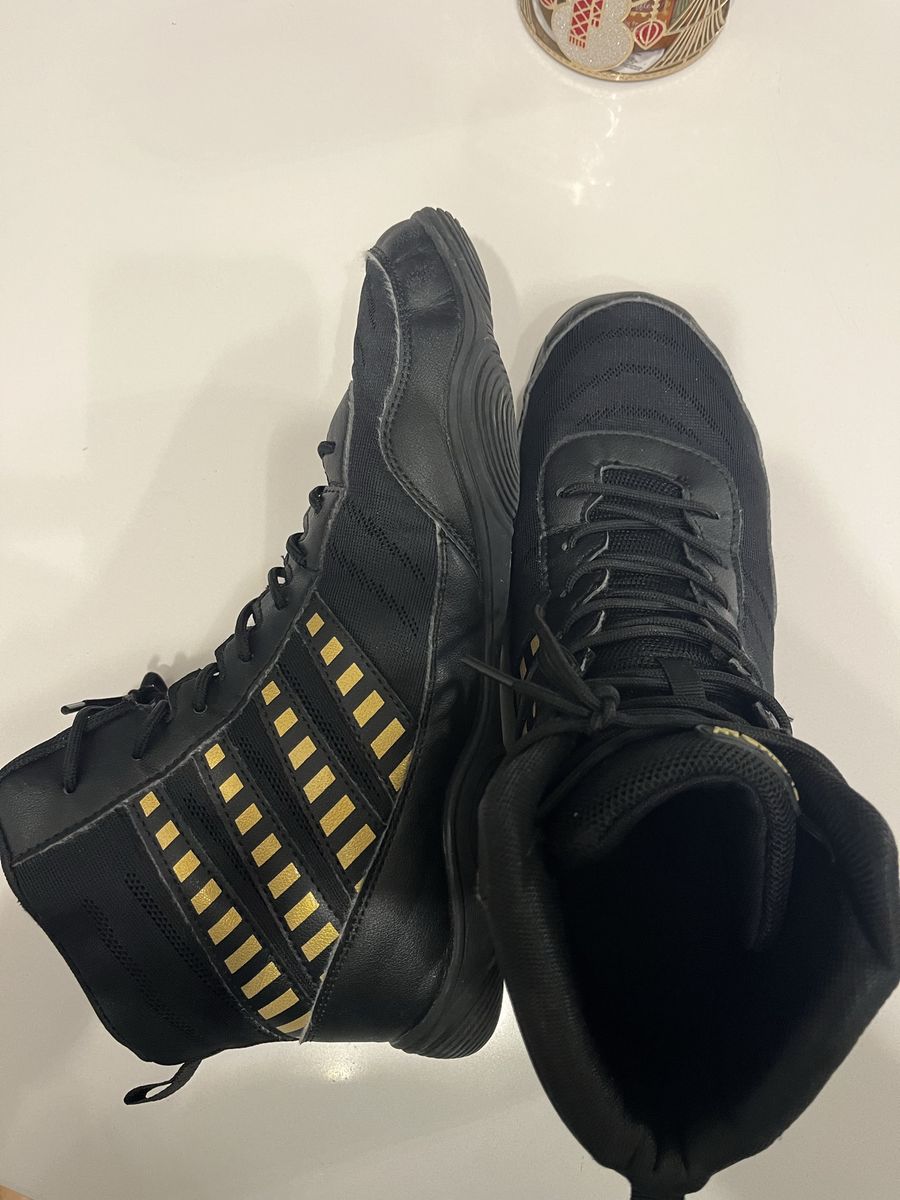 Men’s size 12 wrestling shoes
