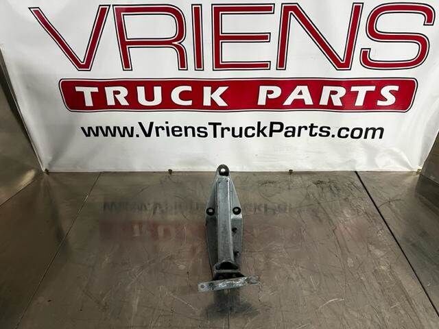 Peterbilt 379 Bracket