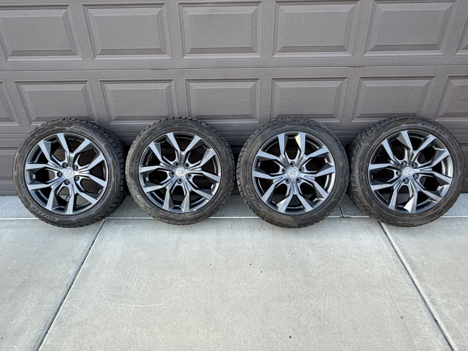 Acura MDX A-Spec 20" Wheels & Bridgestone Blizzak 255/50R20 Snow Tires
