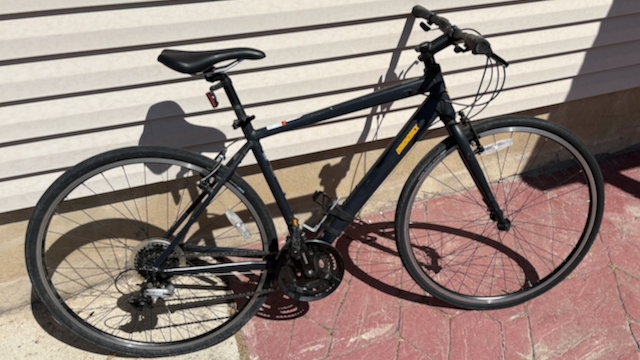 Diamondback Metric 1 - Hybrid Road & Trail Bike - Excellent Condition