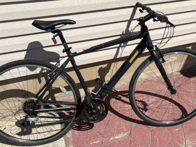 Diamondback Metric 1 - Hybrid Road & Trail Bike - Excellent Condition