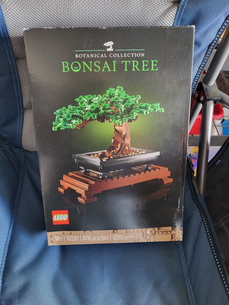 Lego- #10281- Bonsai Tree Botanical Garden  Ages 18+  878pcs