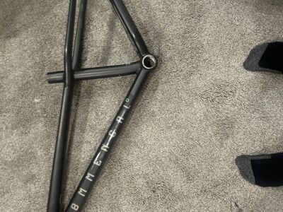 Commencal Dj frame Size Small