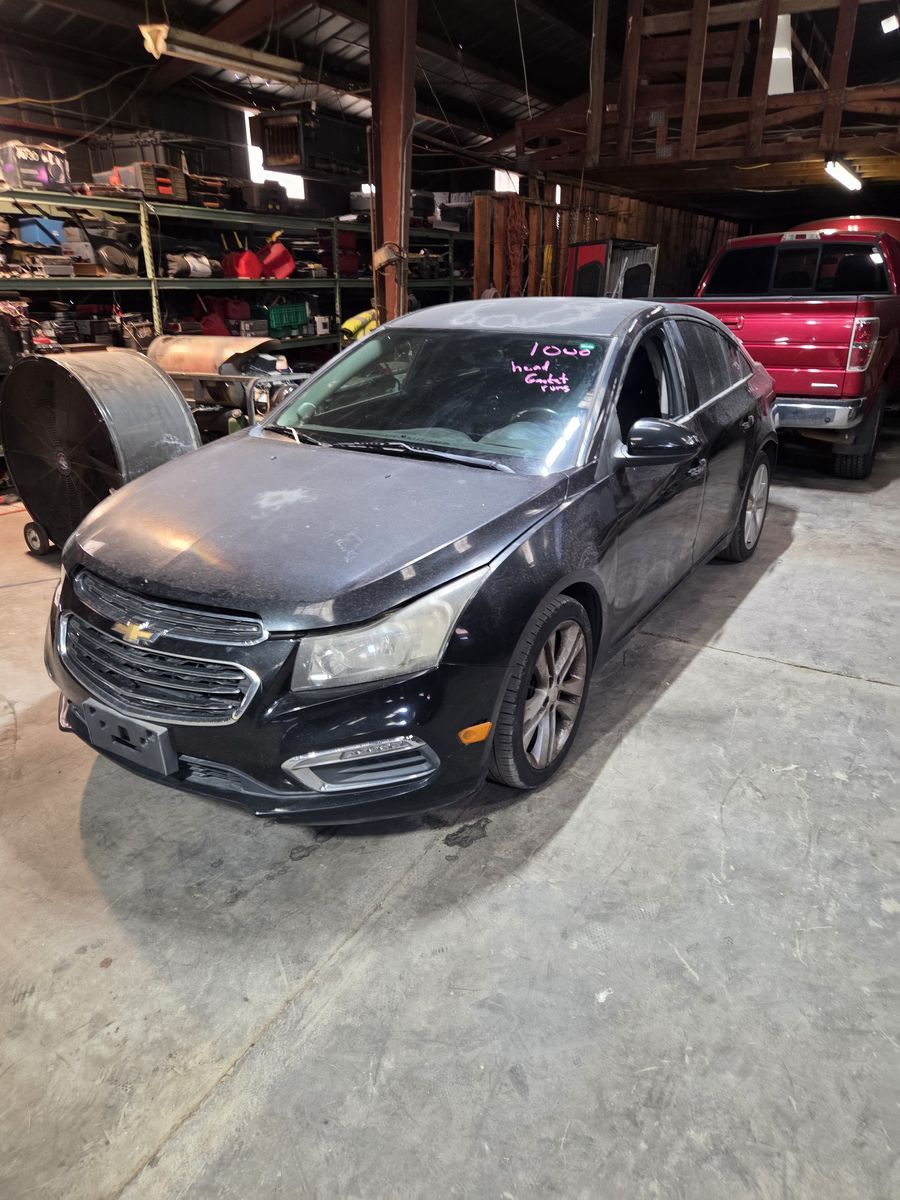 2015 chevy cruz turbo 145k miles NEEDS A HEAD GASKET REPLACED NEEDS TOWED OR TRAILERED