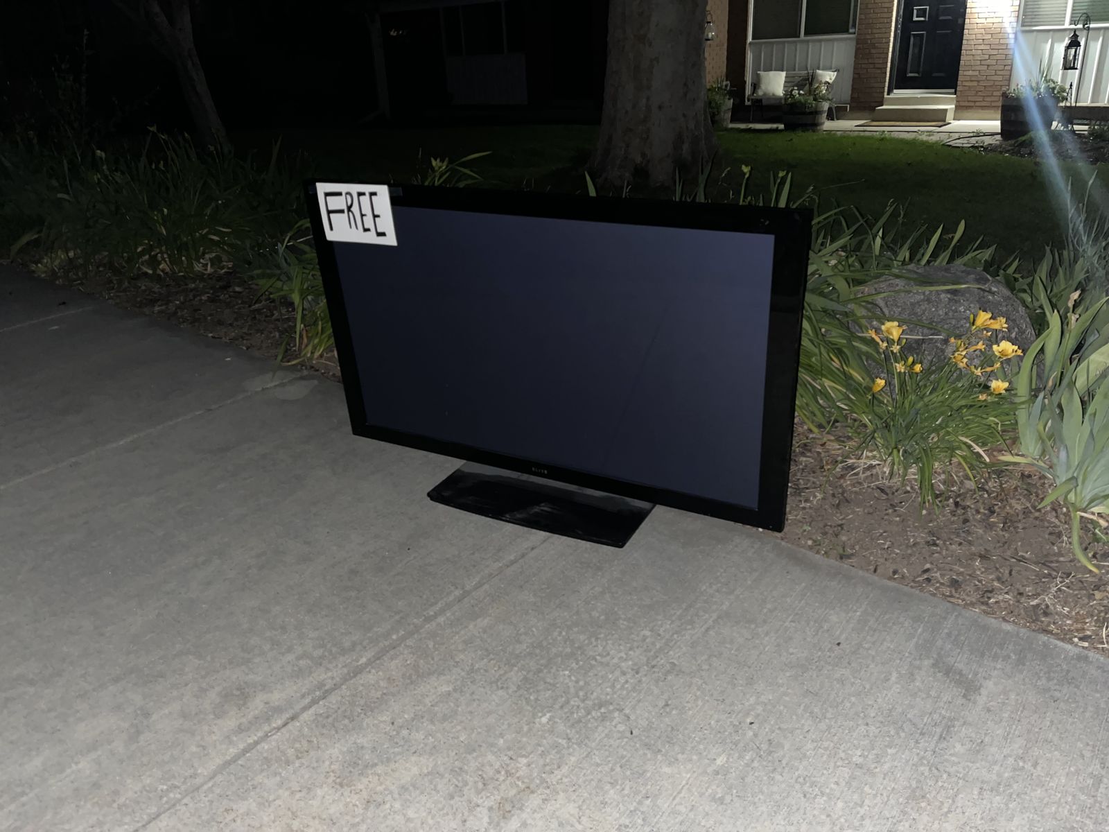 Free large older tv