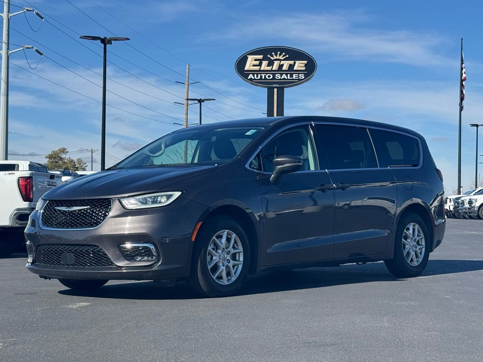 2023 Chrysler Pacifica Touring L