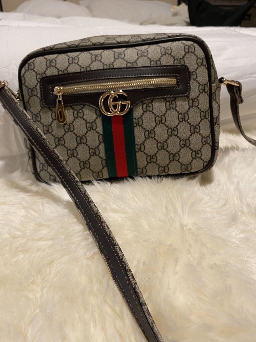 Gucci replica text 801.510.3287