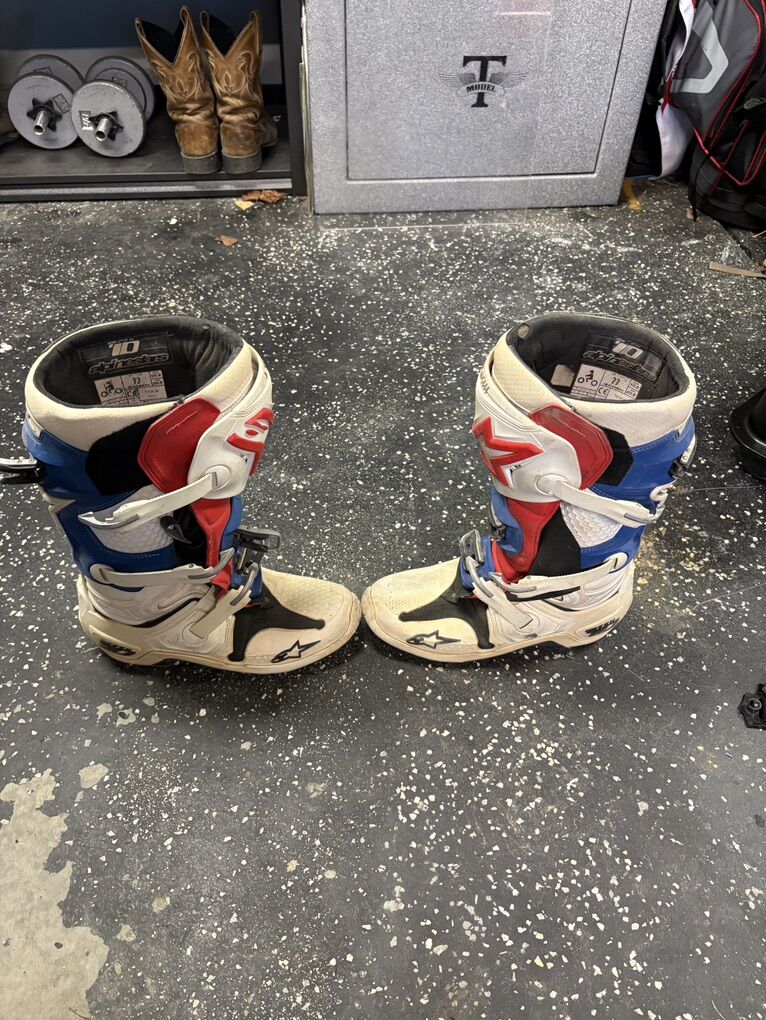 Alpinestars Tech 10 size 11