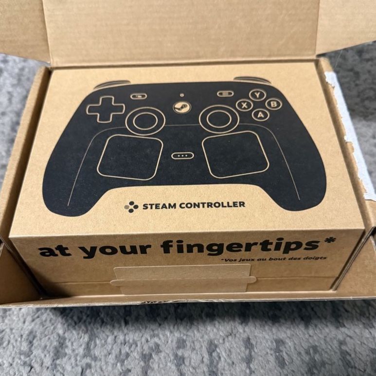 Steam Controller by Valve - Brand New in Box - PC Gaming Gamepad
