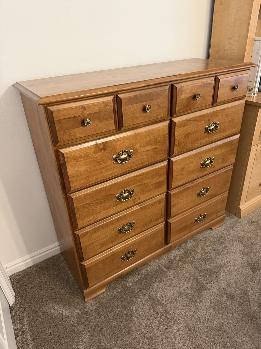 Main image 3