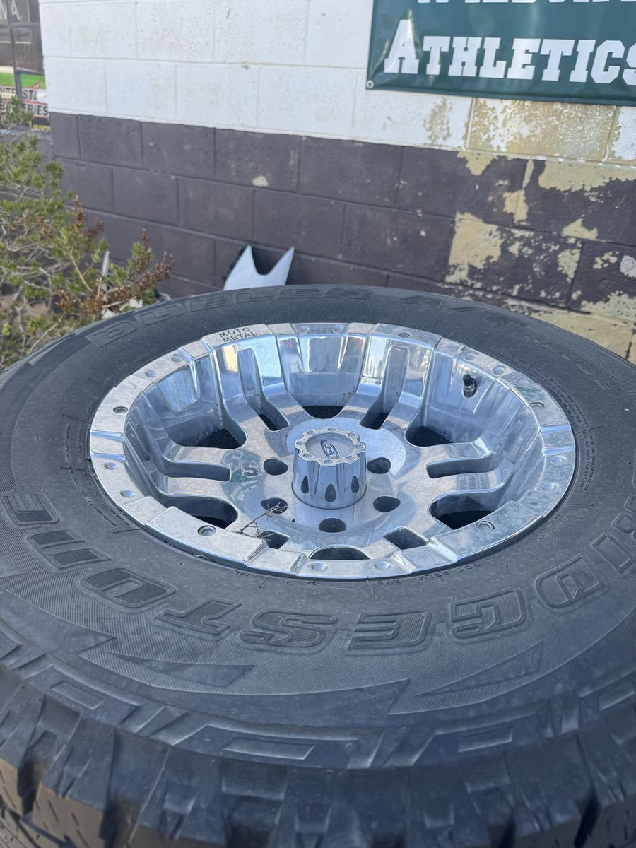 17x9 6X5.5 Rims w/tires