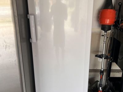 11 Cu Ft Upright Freezer in White (Hamilton Beach)
