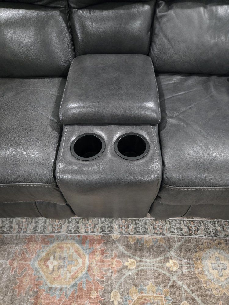 Main image 7