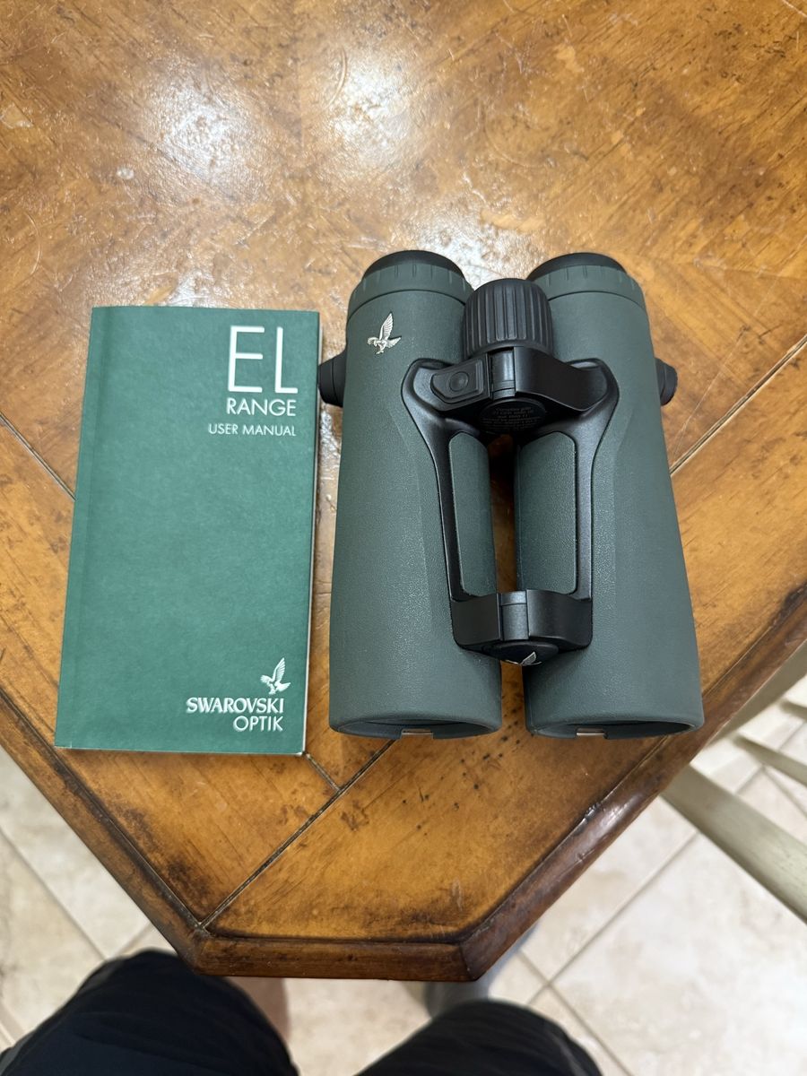 Swarovski EL Range 10x42 Binoculars