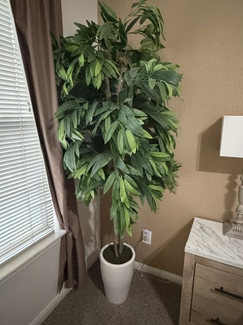Realistic Artificial Indoor Tree - Excellent Condition