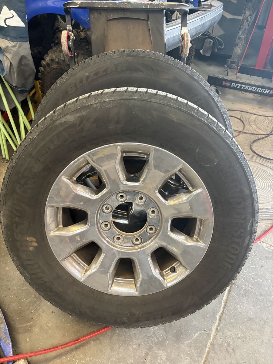 Set of 4 20” wheels and snow tires LT275/65R20