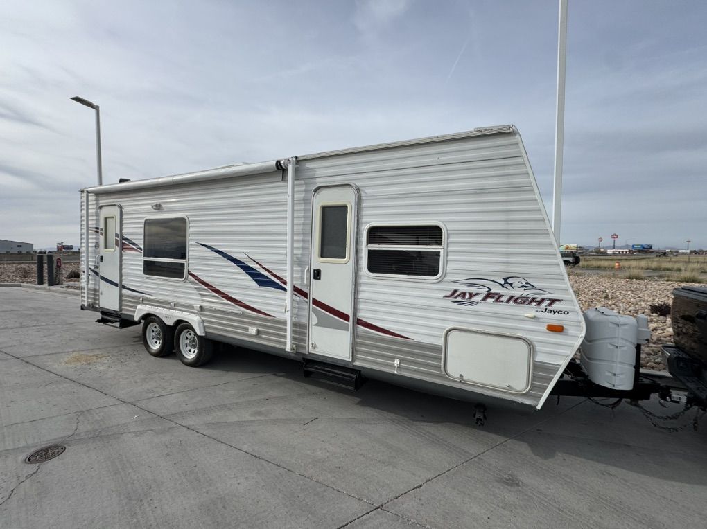 Clean Jayco Jayflight 25RKS + generator