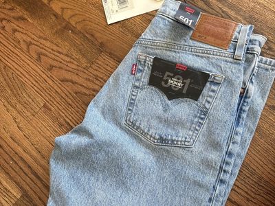 NWT LEVIS 501 jeans skinny 29x28