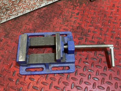 Drill vise