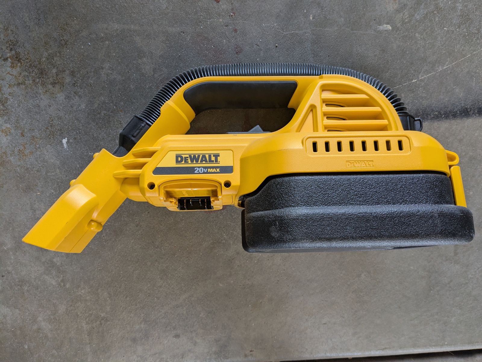 DeWalt 20v cordless vacuum