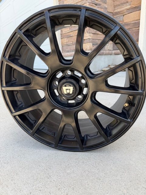 Motegi Racing Wheels – 17x8 (Set of 4)