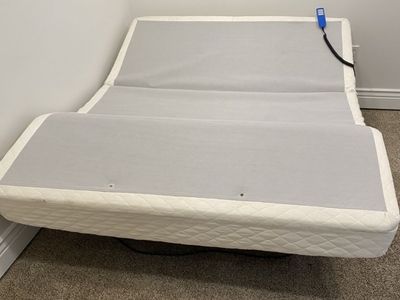 Queen Size Adjustable Bed Base, Remote & Mattress Retainer Bar. $260 OBO