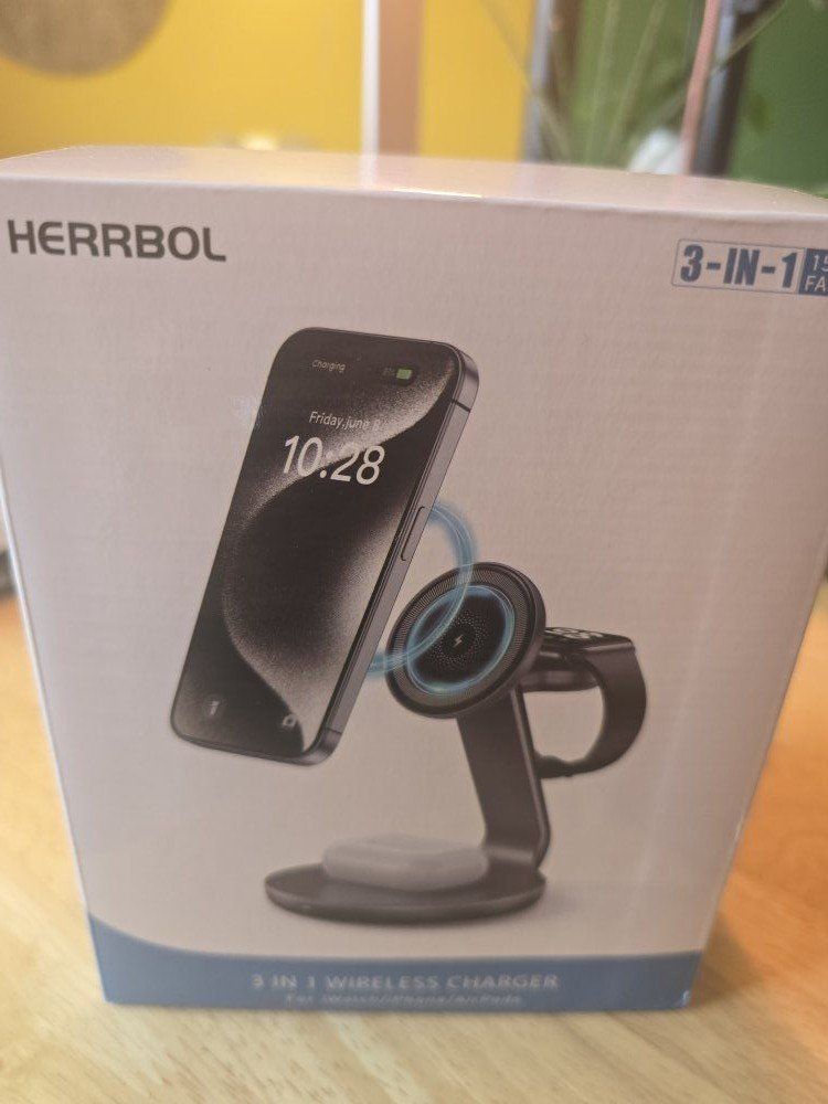 3 in 1 wireless charger- NEW