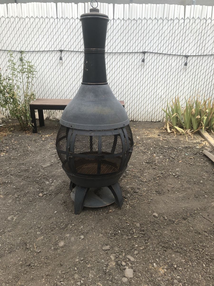 Outdoor Metal Chiminea Fire Pit with Mesh Spark Screen Door