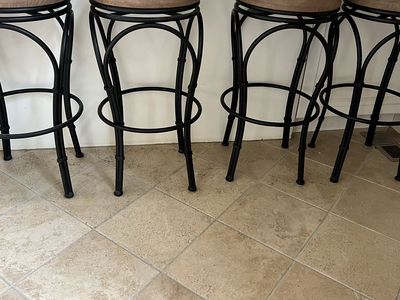 4 Barstools