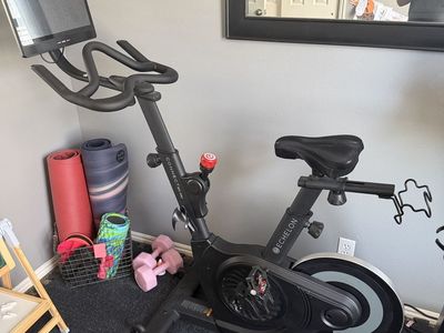 Exercise bike Echelon