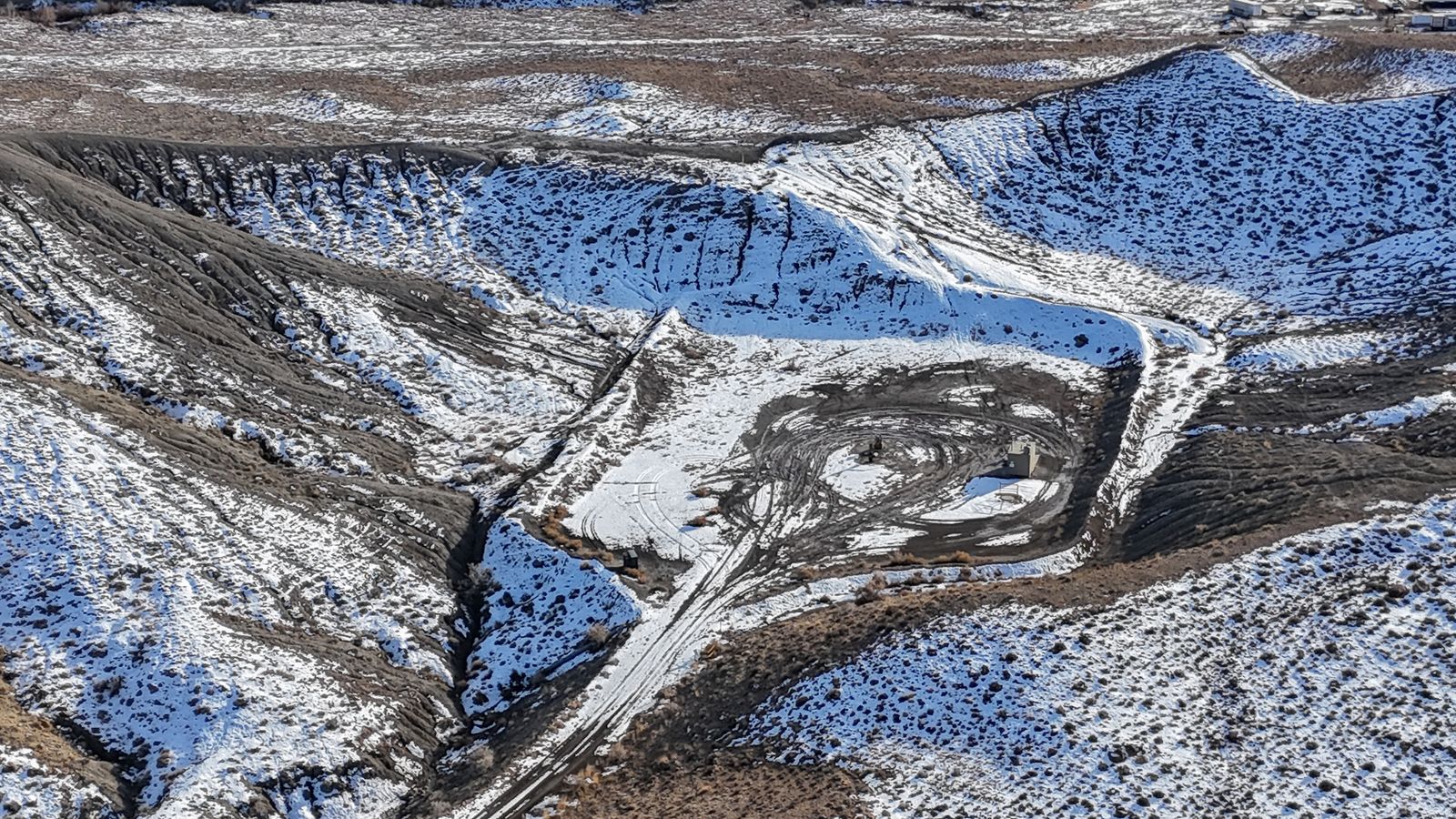 Main image 5