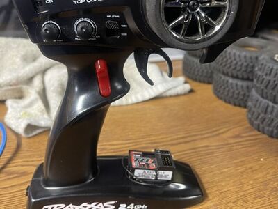 Traxxas TQI 4-Ch Radio And Reci And Blueto $100