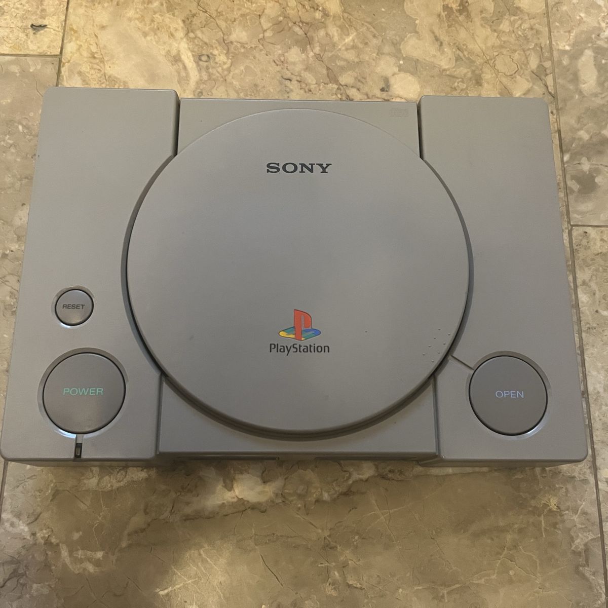 PlayStation 1 Console Bundle 4 Controllers