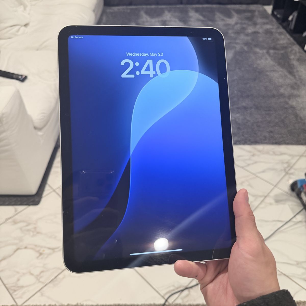 Ipad 10th Gen Wifi + Cellular