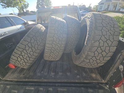 Falkin Wildpeak AT3W 10/32
LT275 65 R18 123