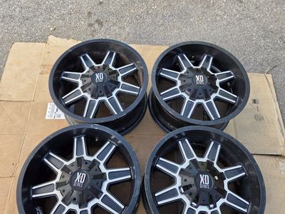 XD 823 Series Wheels 6x120 bolt pattern for Chevy Colorado or GMC Canyon- 18x9 Black & Machined Finish (Set of 4)