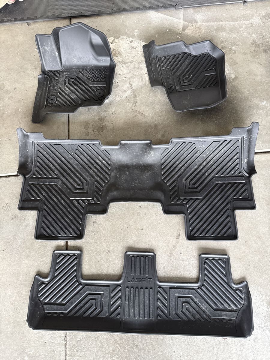 2021-2024 Expedition Rubber Floor Mats