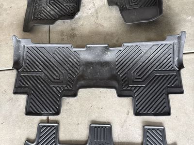 2021-2024 Expedition Rubber Floor Mats