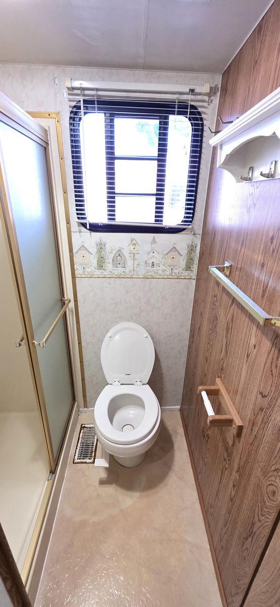Main image 15