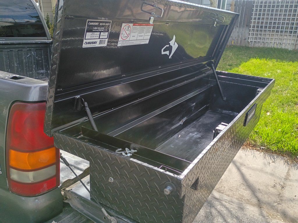 Husky truck Toolbox