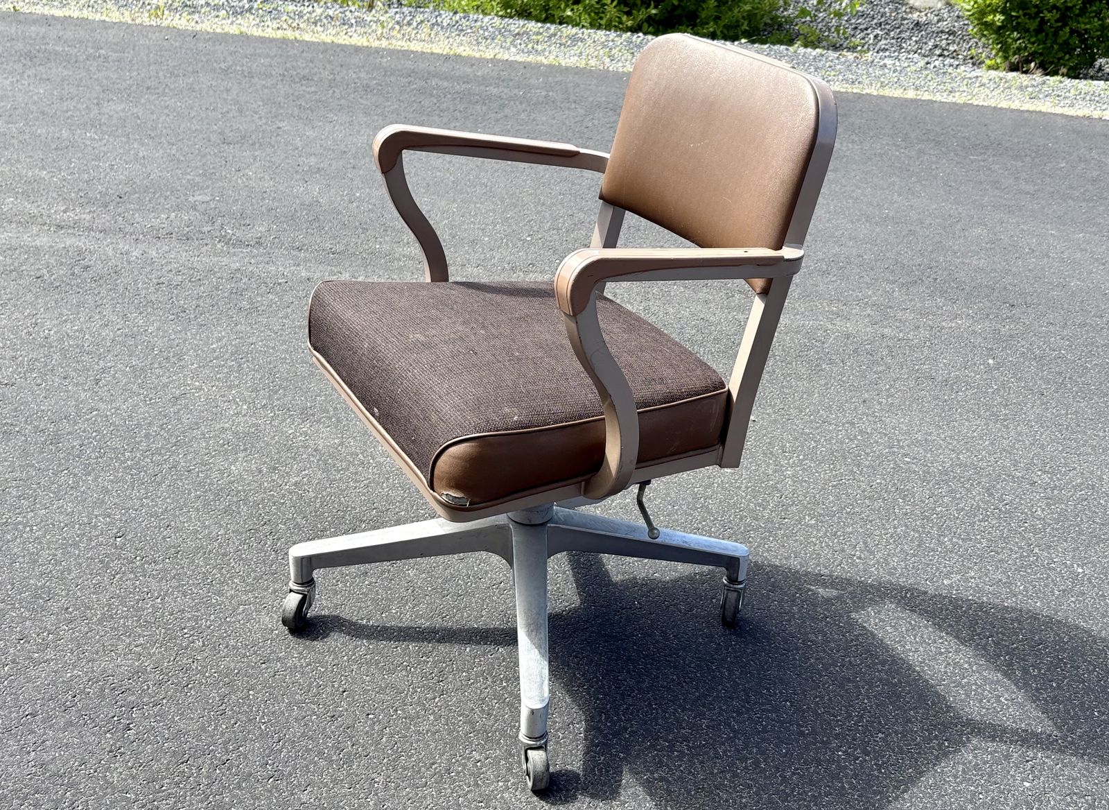 Vintage Mid Century Modern swivel desk chairs  MCM adjustable height Cramer Steelcase Hall, reclining