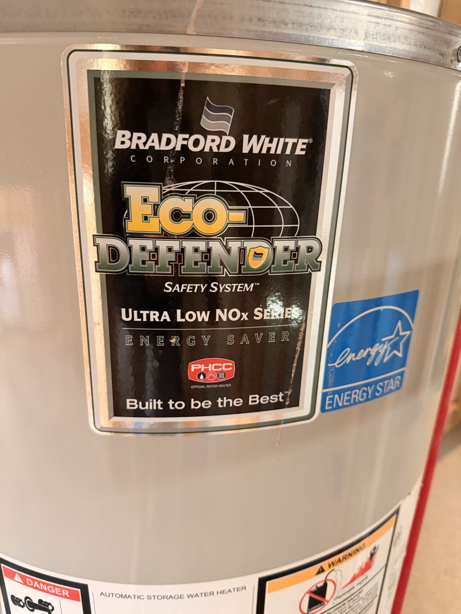 Like New Bradford White Eco Defender Ultra Low NOX Power Vent Gas Waterheater
