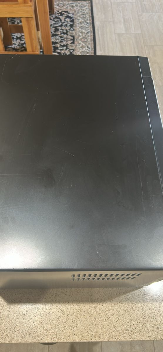 Main image 3