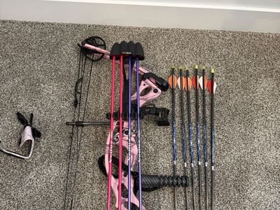 Hoyt Ruckus Youth bow