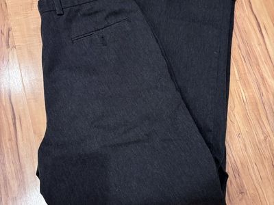 Mens Dockers Dress/Business Casual Pants 33x32. hold with Venmo