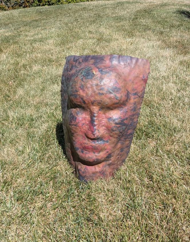 Main image 4